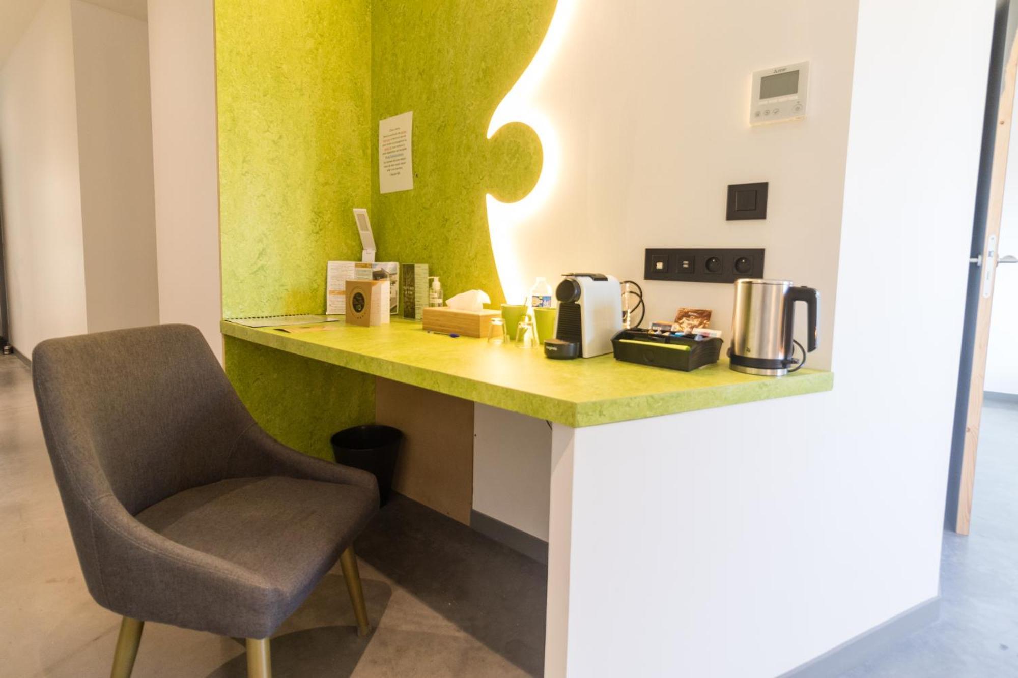 H85 Otel Chatte Dış mekan fotoğraf